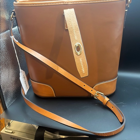 Dooney & Bourke Tan Leather Shoulder Bag - Picture 8 of 12